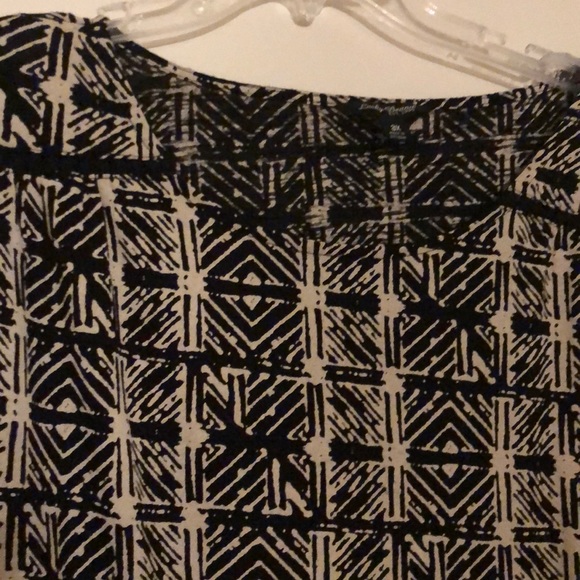 Lucky Brand Women’s 3X boho black & tan l/s blouse with black lace accent - Picture 2 of 5